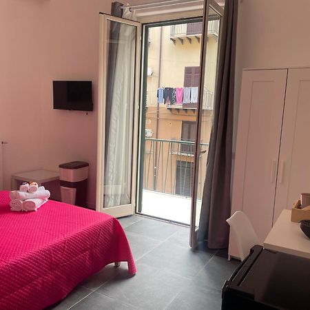 My Happy Place Rooms Palermo Luaran gambar